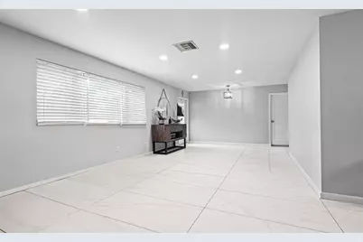 2745  Omega Place, North Palm Beach, FL 33408 - Photo 7