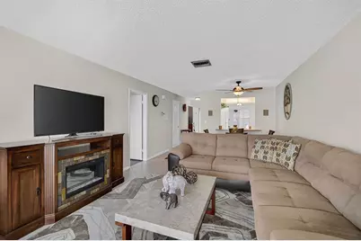 13765  Flora Place, Unit #F, Delray Beach, FL 33484 - Photo 7