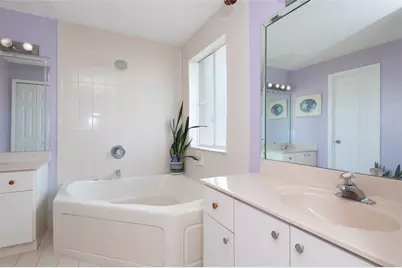 14015 N Forest Oak Cir, Unit #14015, Davie, FL 33325 - Photo 17