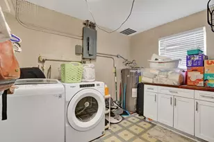 6298 NW 15th St, Margate, FL 33063 - Photo 17