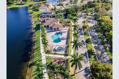 1273 SW 48th Ter, Deerfield Beach, FL 33442 - Photo 31