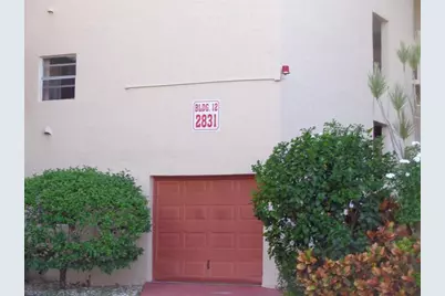 2831 E Sunrise Lks Dr, Unit #209, Fort Lauderdale, FL 33322 - Photo 3
