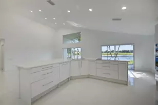 6014 Golf Villas Dr, Boynton Beach, FL 33437 - Photo 9