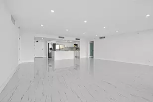 2480 Presidential Way, West Palm Beach, FL 33401 - Photo 11