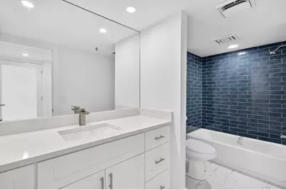 2480  Presidential Way, Unit #902, West Palm Beach, FL 33401 - Photo 17