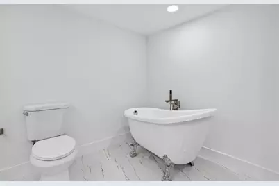 2480  Presidential Way, Unit #902, West Palm Beach, FL 33401 - Photo 25