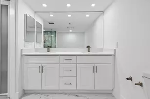 2480 Presidential Way, West Palm Beach, FL 33401 - Photo 23