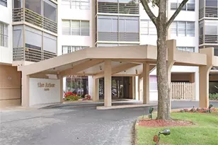 1400 St Charles Pl, Pembroke Pines, FL 33026 - Photo 3