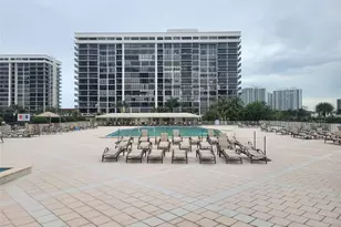 [Address not provided], Hallandale Beach, FL 33009 - Photo 27
