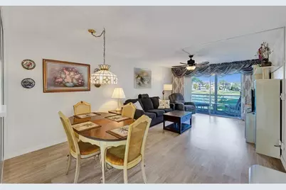 9421  Sunrise Lakes Blvd, Unit #206, Sunrise, FL 33322 - Photo 19