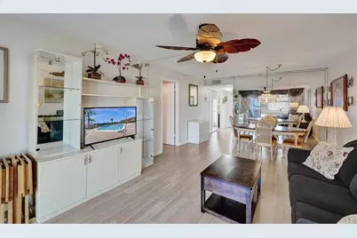 9421  Sunrise Lakes Blvd, Unit #206, Sunrise, FL 33322 - Photo 29