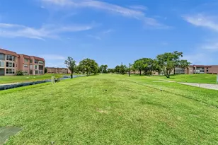 9421 Sunrise Lakes Blvd, Sunrise, FL 33322 - Photo 55