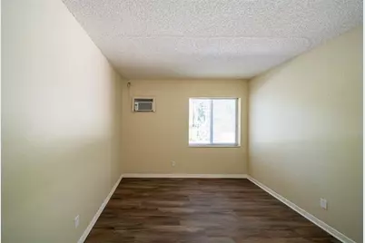 115 NE 4th St, Unit #4, Fort Lauderdale, FL 33301 - Photo 9