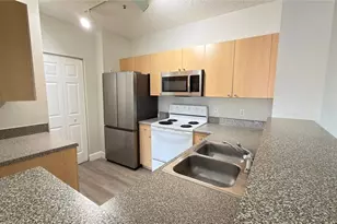 8000 N Nob Hill Rd, Tamarac, FL 33321 - Photo 9