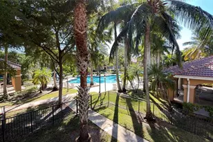 8000 N Nob Hill Rd, Tamarac, FL 33321 - Photo 23