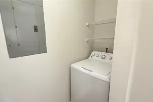 8000 N Nob Hill Rd, Tamarac, FL 33321 - Photo 33