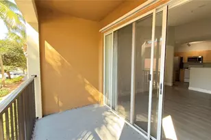 8000 N Nob Hill Rd, Tamarac, FL 33321 - Photo 21