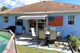 3043 SE Banyan St, Stuart, FL 34997 - Photo 5