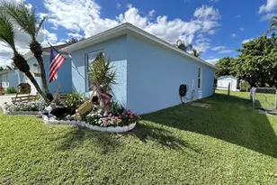 3043 SE Banyan St, Stuart, FL 34997 - Photo 7