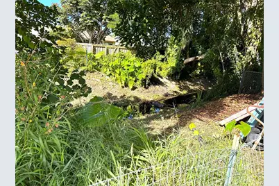 3043 SE Banyan St, Stuart, FL 34997 - Photo 9