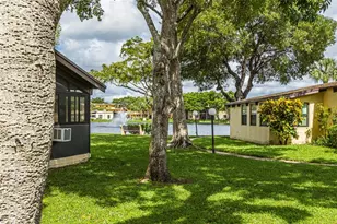 450 Briarwood Cir, Hollywood, FL 33024 - Photo 41