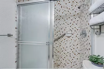 450  Briarwood Cir, Unit #2, Hollywood, FL 33024 - Photo 35