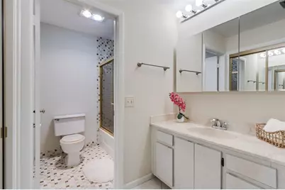 450  Briarwood Cir, Unit #2, Hollywood, FL 33024 - Photo 25