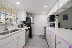 6332 La Costa Dr, Boca Raton, FL 33433 - Photo 5