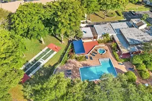 2059 SW 15th St, Deerfield Beach, FL 33442 - Photo 11