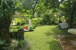 19720 NE 10th Ct, Miami, FL 33179 - Photo 29