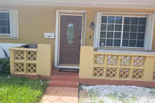 19720 NE 10th Ct, Miami, FL 33179 - Photo 1