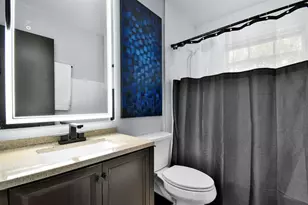 621 NE 28th St, Wilton Manors, FL 33334 - Photo 45