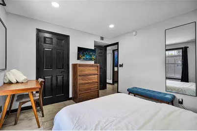 621 NE 28th St, Wilton Manors, FL 33334 - Photo 21