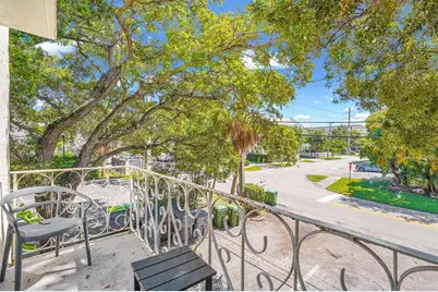 621 NE 28th St, Wilton Manors, FL 33334 - Photo 95