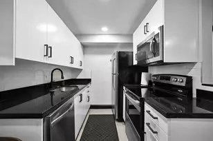 621 NE 28th St, Wilton Manors, FL 33334 - Photo 59