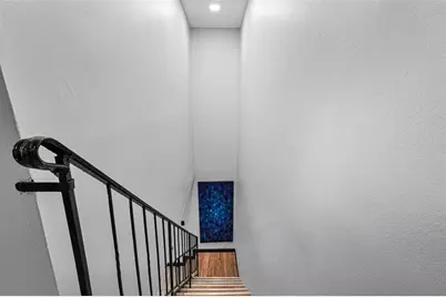 621 NE 28th St, Wilton Manors, FL 33334 - Photo 25