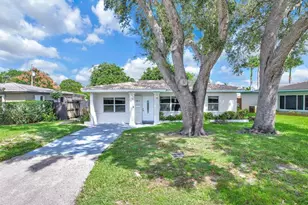 261 NE 45th St, Oakland Park, FL 33334 - Photo 21