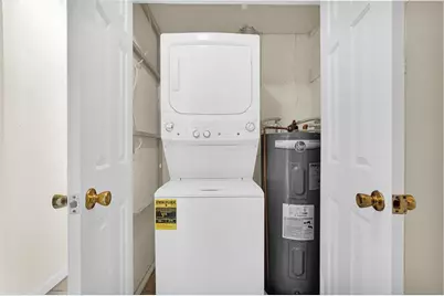 261 NE 45th St, Oakland Park, FL 33334 - Photo 43