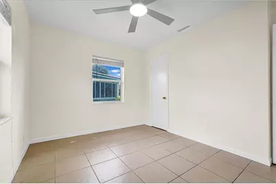 261 NE 45th St, Oakland Park, FL 33334 - Photo 51