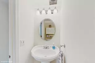 2113 NE 11th Ave, Wilton Manors, FL 33305 - Photo 5