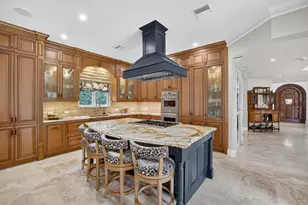 2630 Barcelona Dr, Fort Lauderdale, FL 33301 - Photo 15