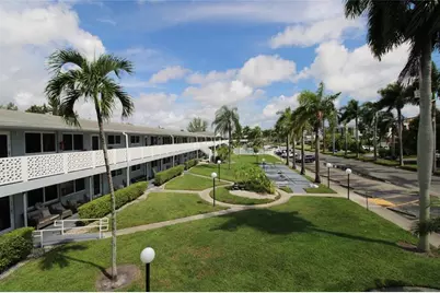 600  Layne Blvd, Unit #119, Hallandale Beach, FL 33009 - Photo 1