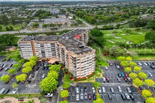 1100 St Charles Pl, Pembroke Pines, FL 33026 - Photo 43