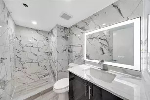 1100 St Charles Pl, Pembroke Pines, FL 33026 - Photo 29