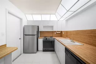 4524 NW 43rd Ave, Tamarac, FL 33319 - Photo 15