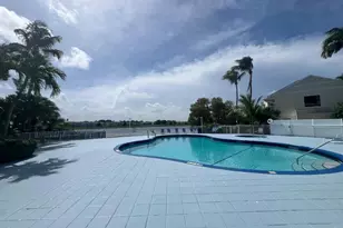 3421 NW 44th St, Lauderdale Lakes, FL 33309 - Photo 9