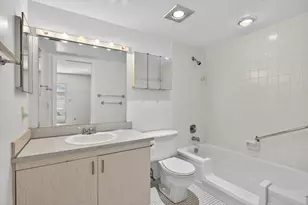 2401 Antigua Cir, Coconut Creek, FL 33066 - Photo 17