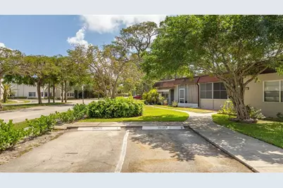 2002 SW Natura Blvd, Unit #D, Deerfield Beach, FL 33441 - Photo 33