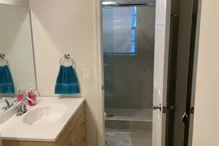 7837 Golf Cir Dr, Margate, FL 33063 - Photo 7