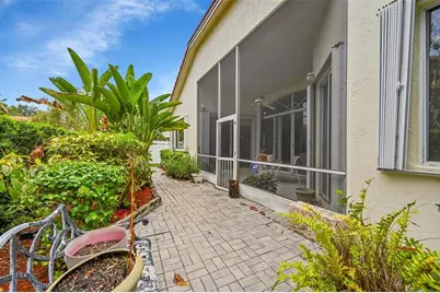 5791 NW 48th Dr, Coral Springs, FL 33067 - Photo 11